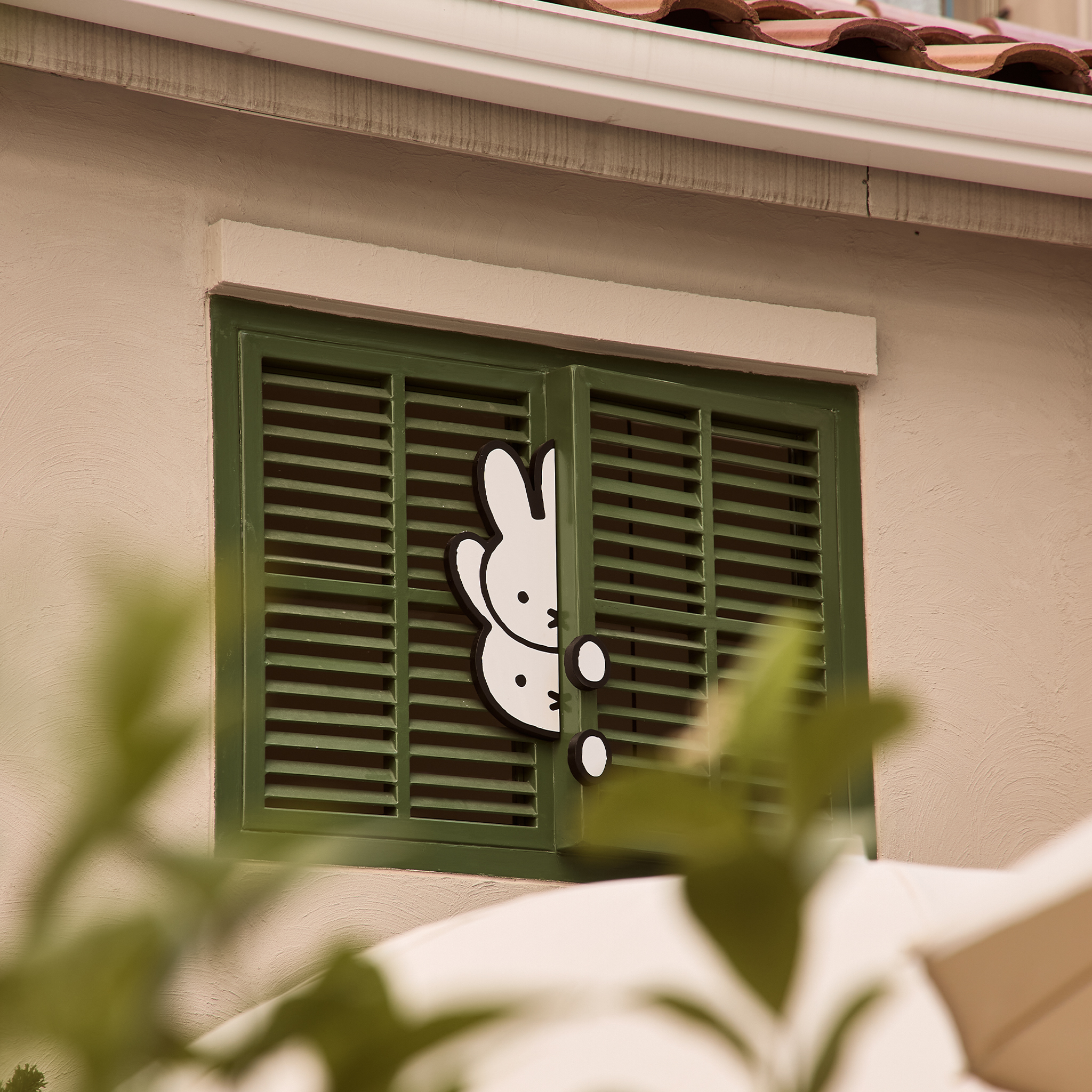Miffy Café Bangkok Facebook ad: Soft mornings, warm lights
