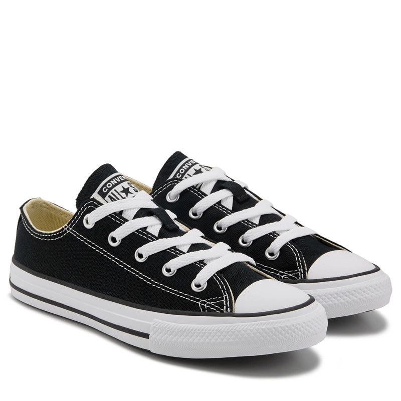 Famous Footwear Facebook ad