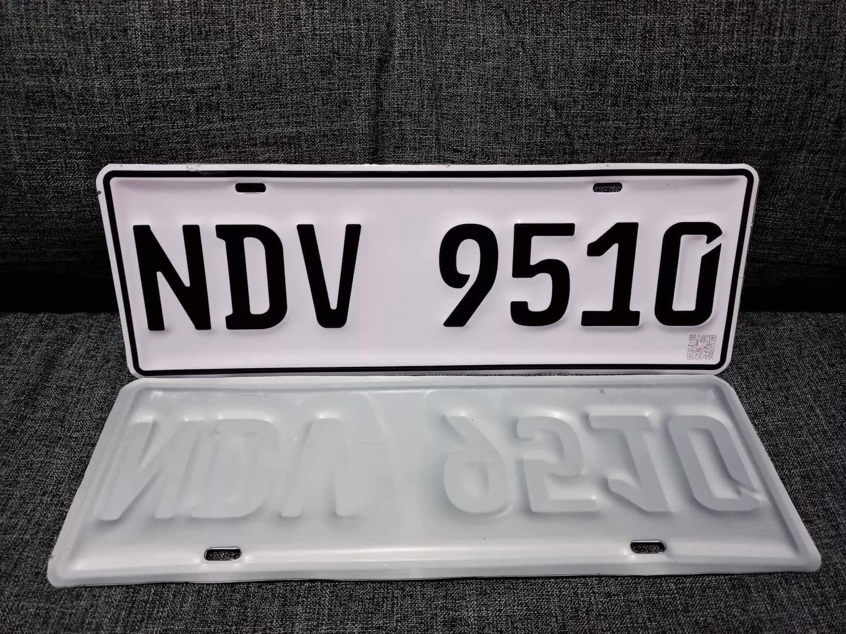 PLAKA MOTO Facebook ad: CAR PLATES and MOTORCYCLE PLATES available here!