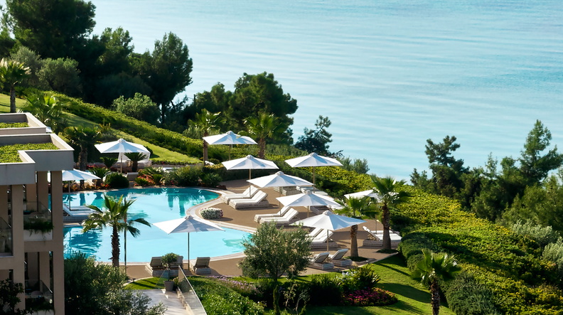 Luxury Worldwide Facebook ad: Luxury at Ikos Oceania