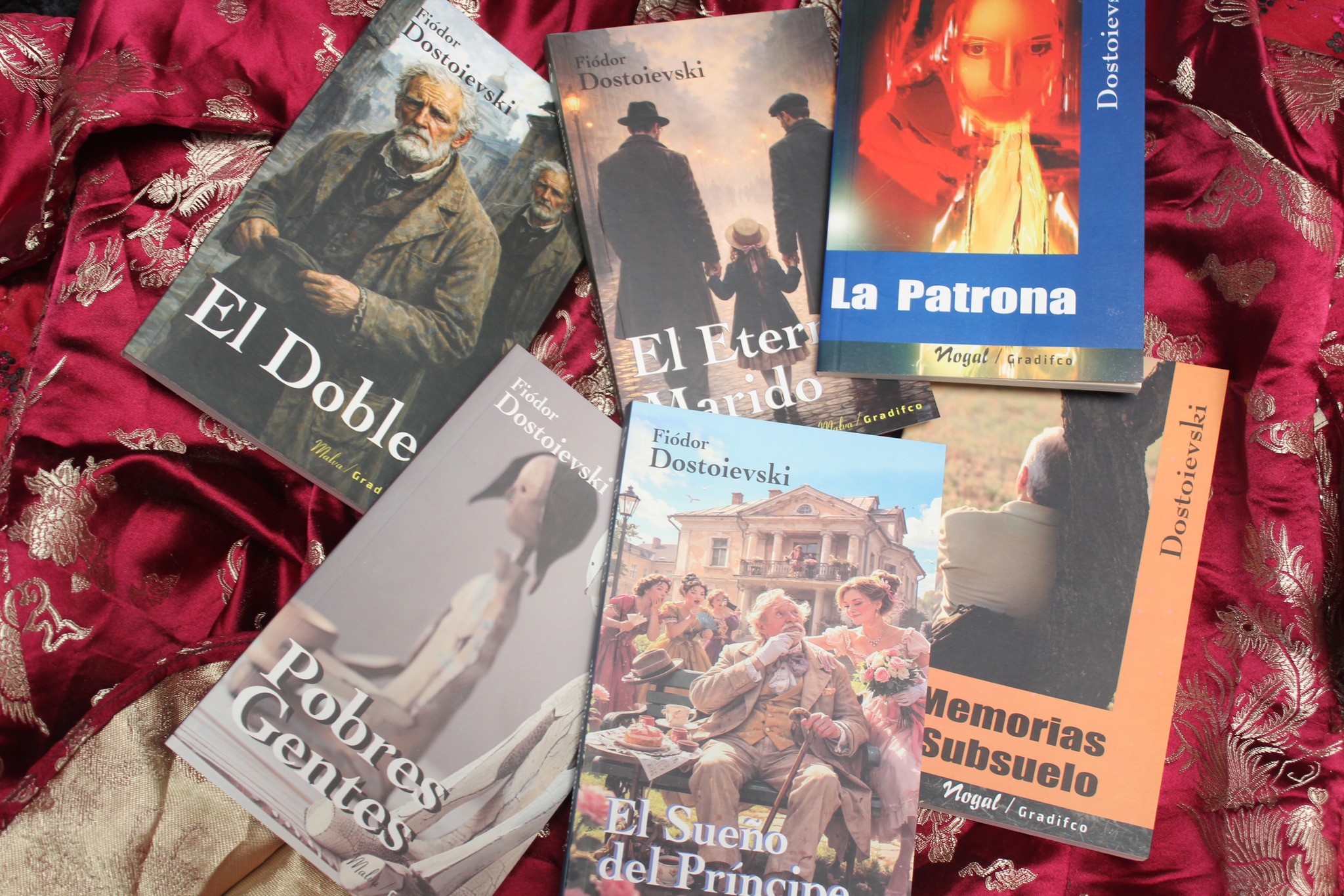 Mundo de los Libros a domicilio Guatemala Facebook ad