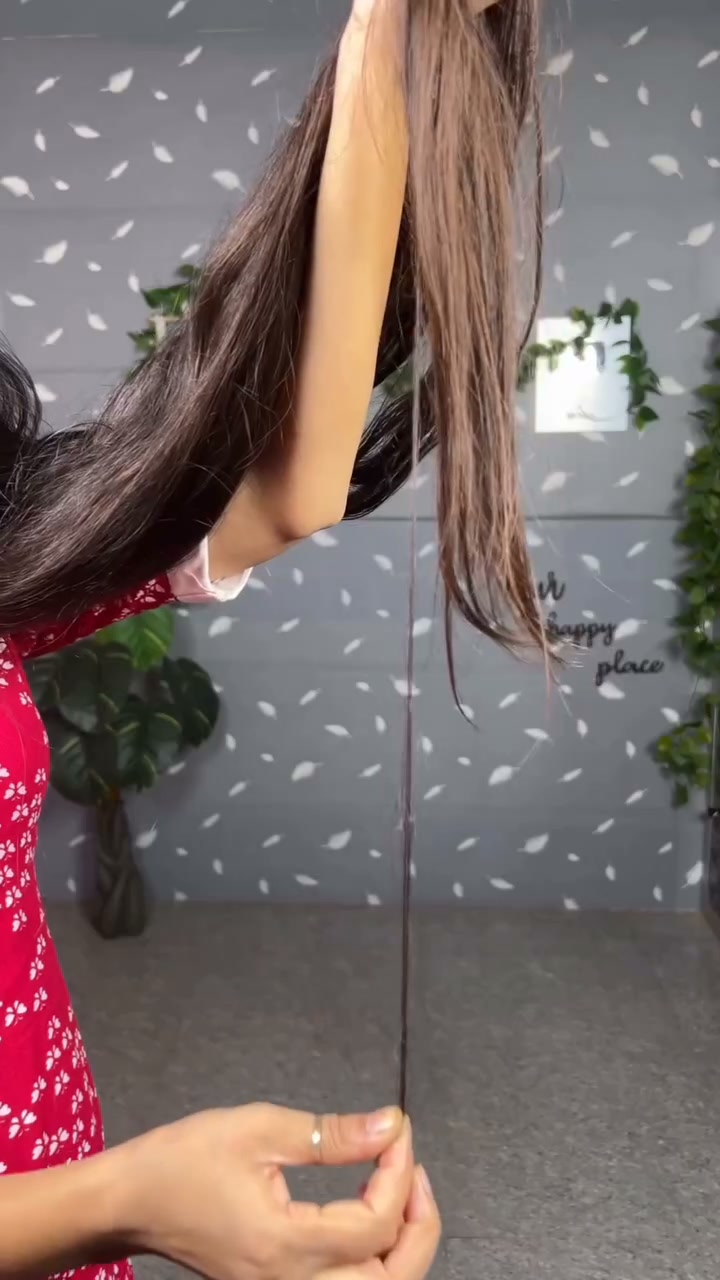 Be Bodywise Facebook ad: Get faster hair growth!