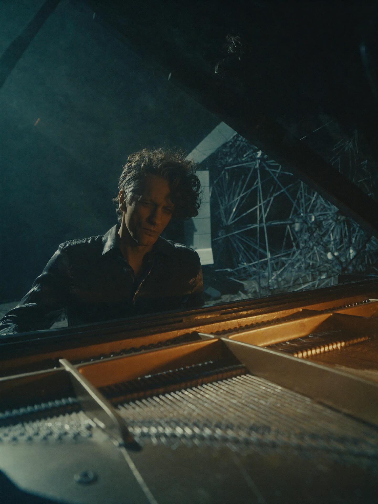 Atanas Valkov Facebook ad: OUT NOW! Piano Odyseja.