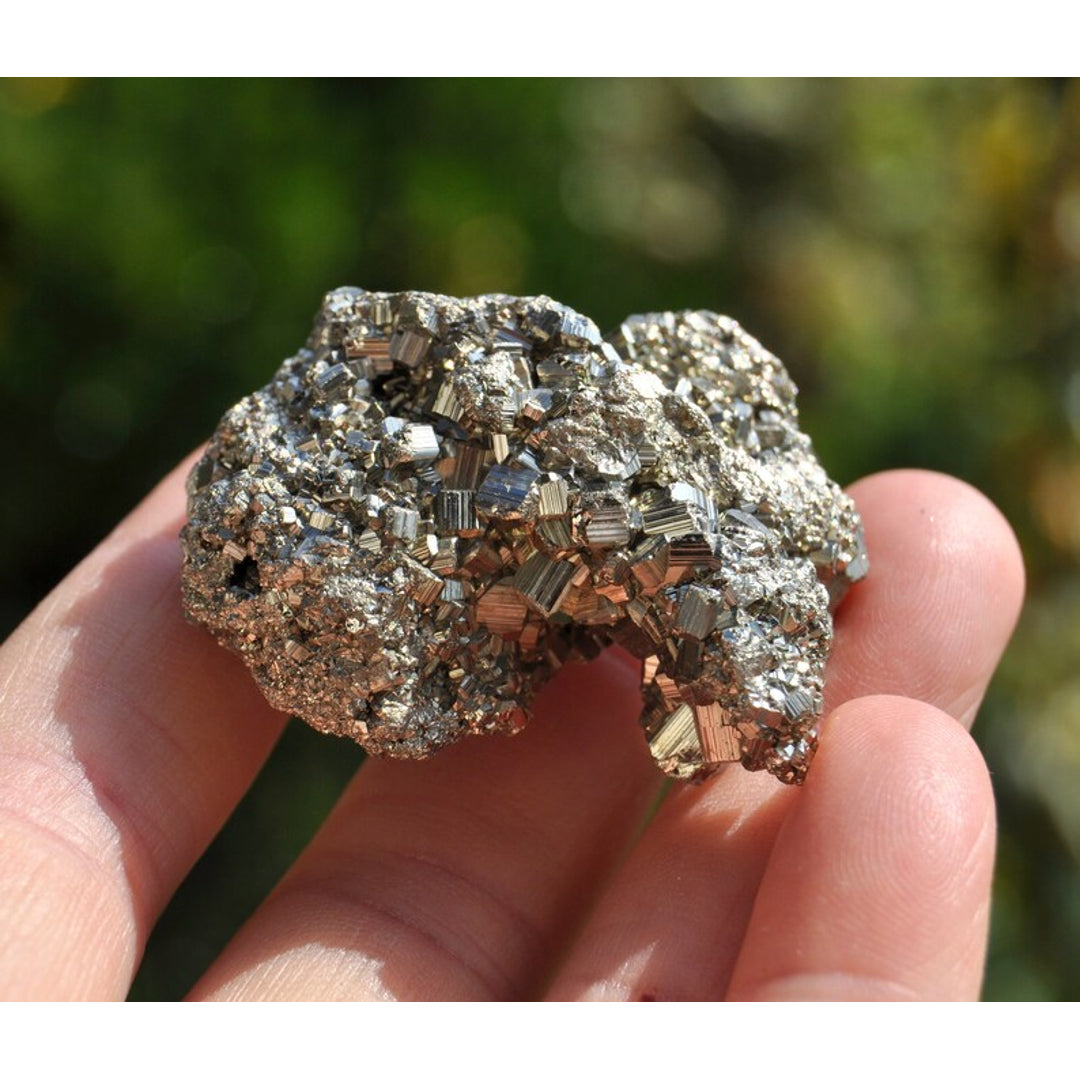 gemstonegalaxy_ Facebook ad: New to healing crystals?