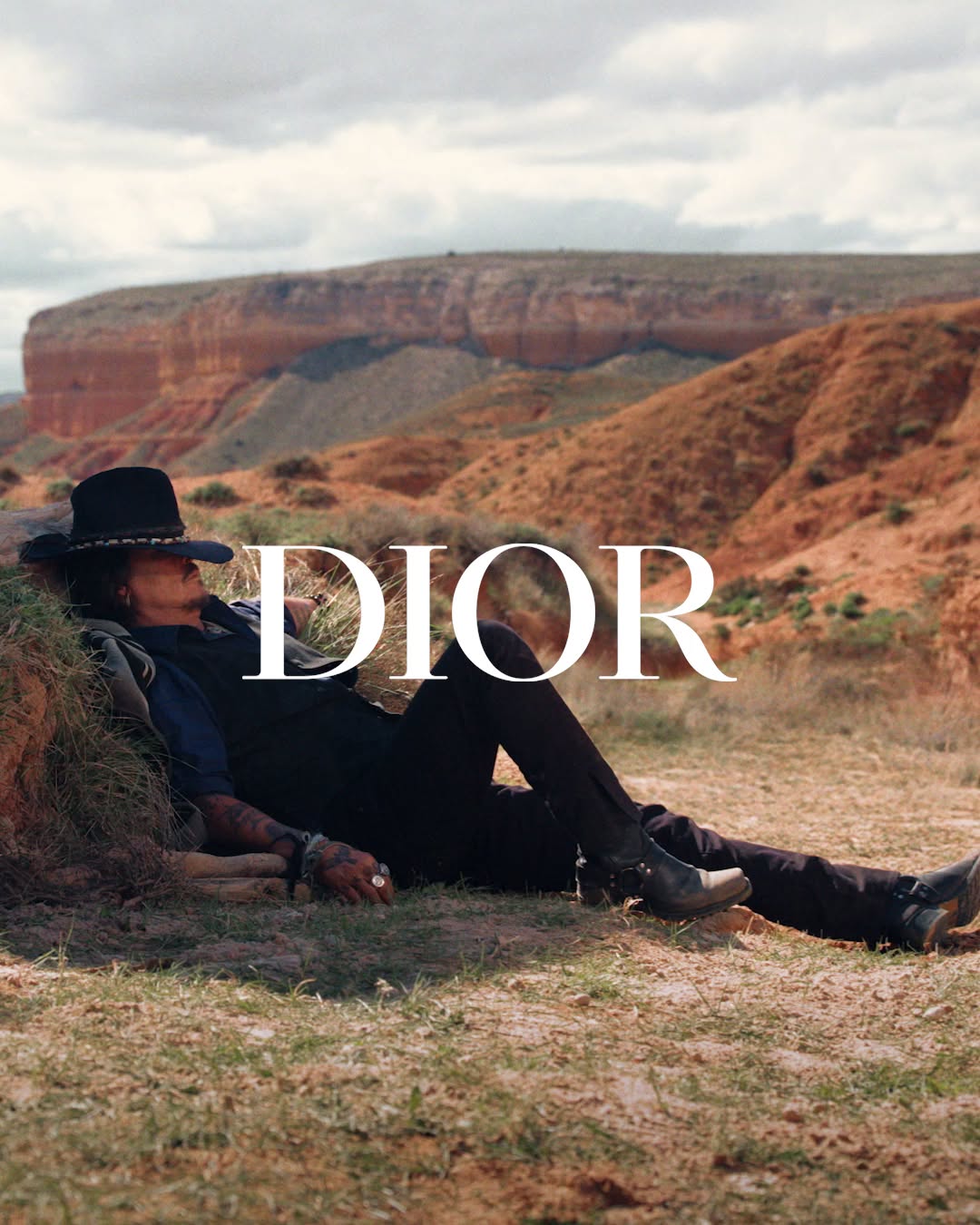 Dior Facebook ad: Sauvage Extrait: le 1er extrait de parfum pour homme Dior