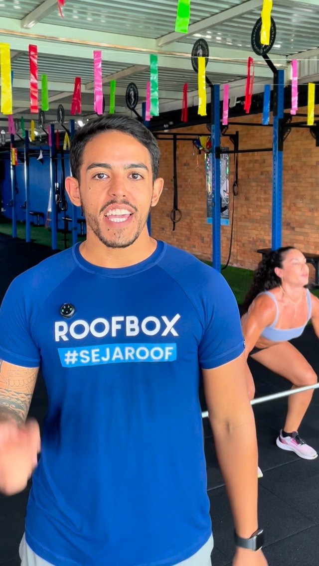 RoofBox Cross Facebook ad: Força em membros superiores, inferiores e abdome não…