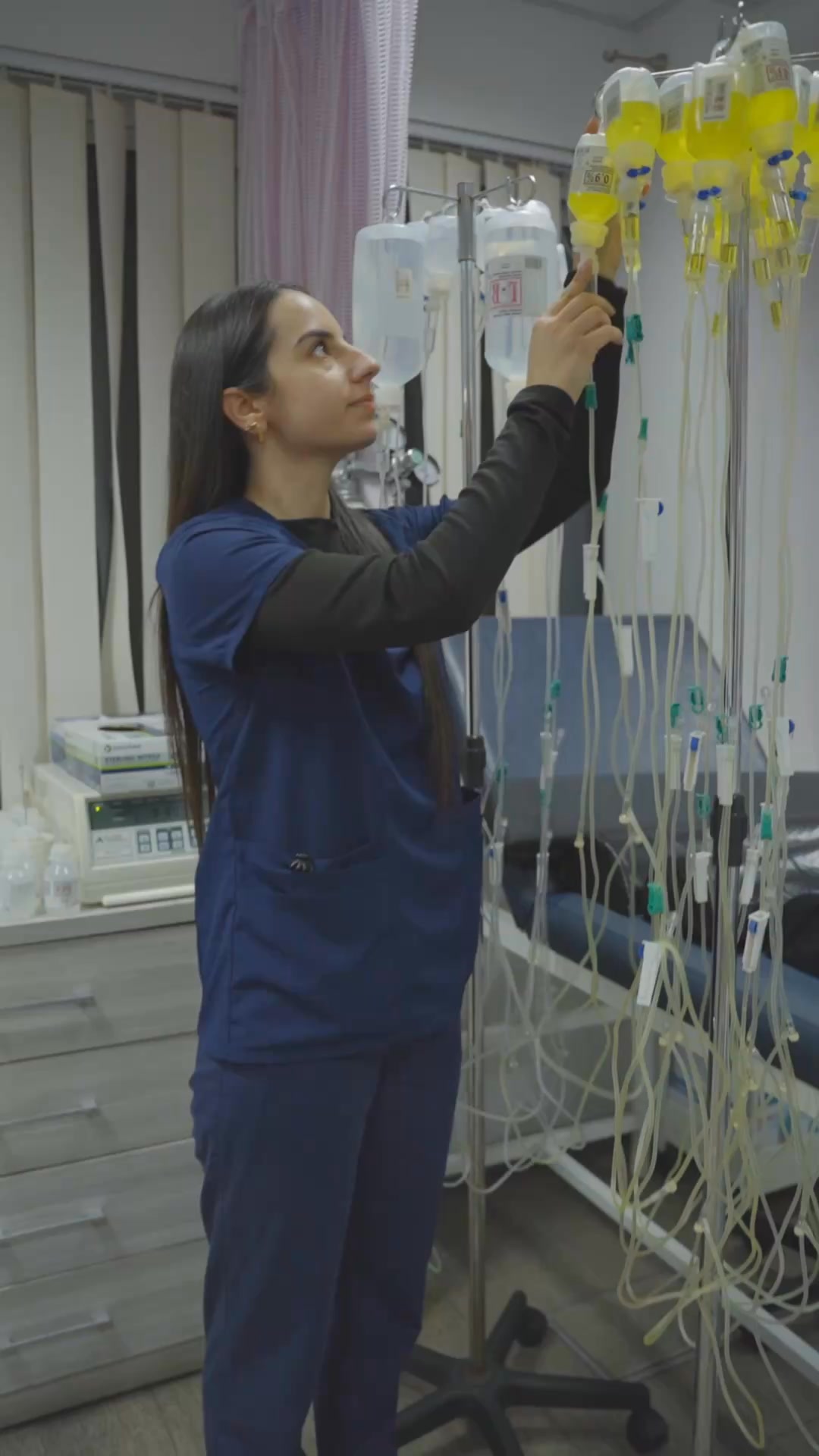 Nikolenko Clinic - Medinstitute Facebook ad: Επωφεληθείτε από το Royal Boost