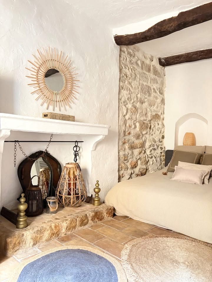 El Nido - Saint Paul de Vence Facebook ad: Hébergement · Saint-Paul-de-Vence · ★4,9 · 2 chambres · 3…
