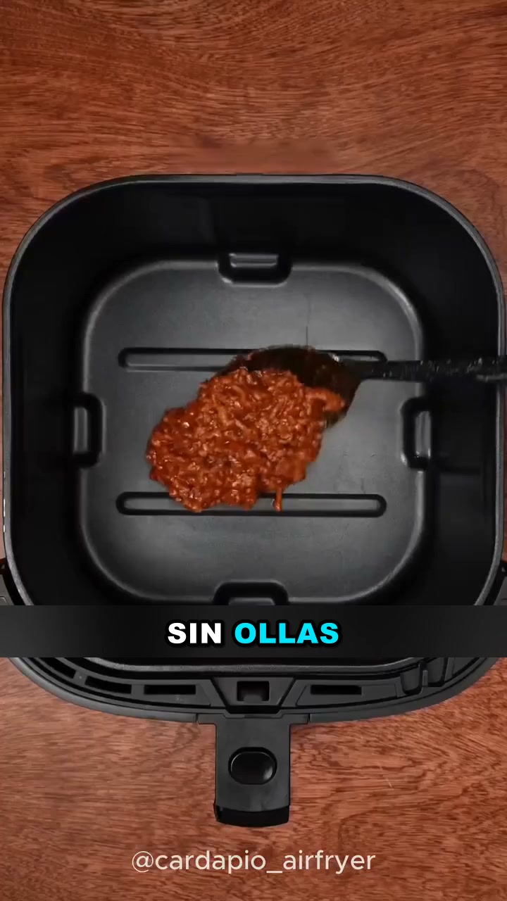Regina e Alejandro Facebook ad: +200 Recetas para Airfryer por solo $100 pesos