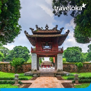Traveloka Facebook ad: 어디든 합리적인 가격에, 지금 확인하세요