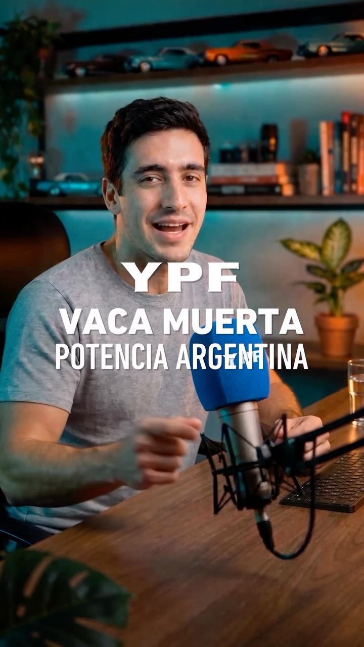 YPF Facebook ad: Todos hablan de Vaca Muerta.