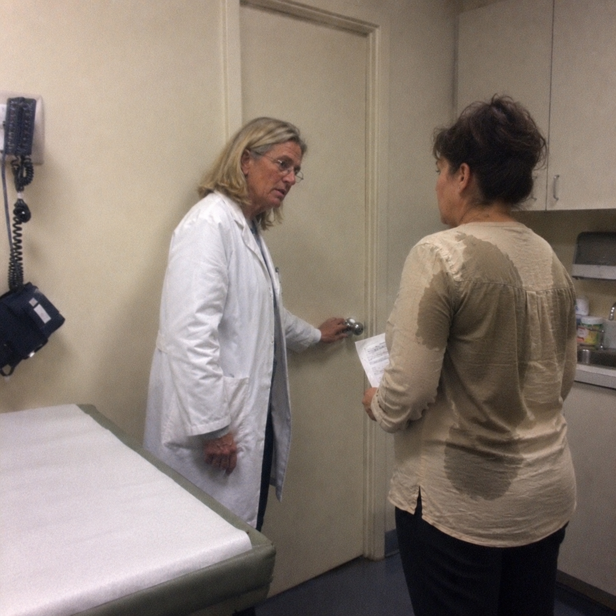 Dr. Elena Baumann Facebook ad