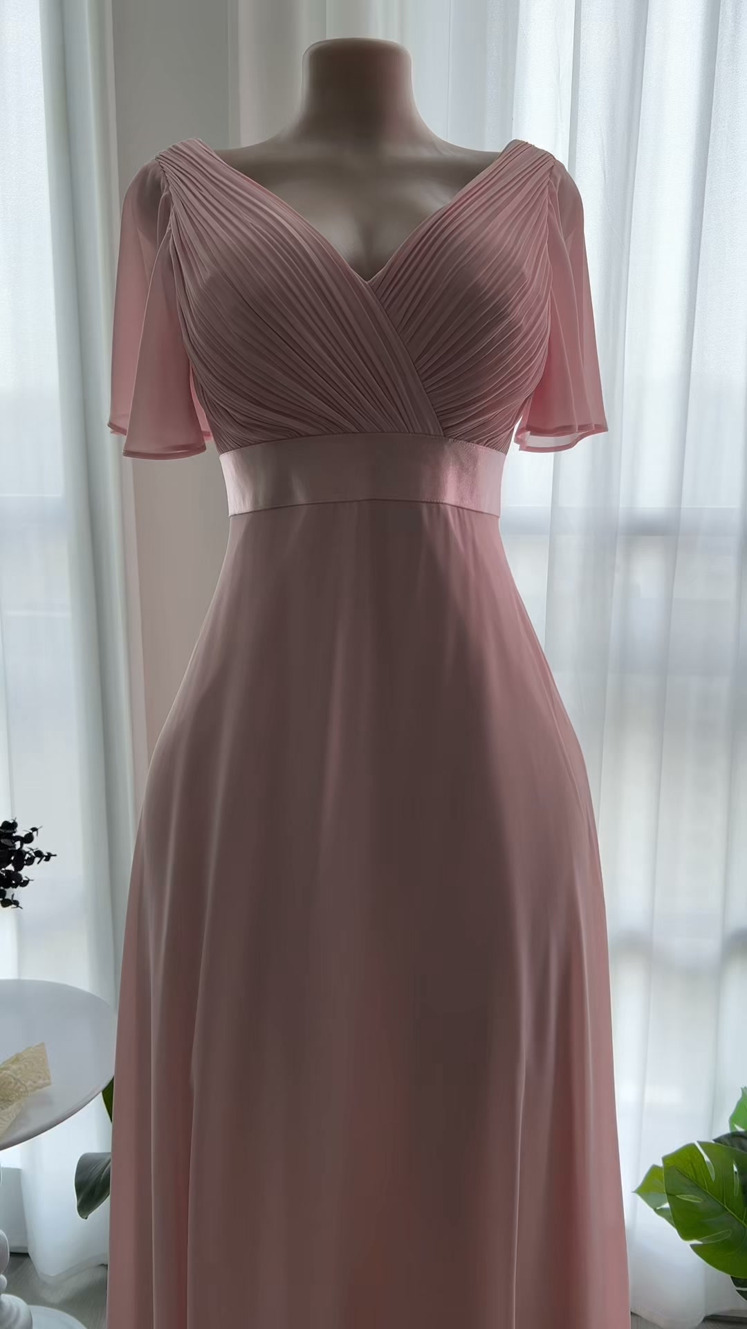 Ever-Pretty.com Facebook ad: New Arrival! | Ship in 48 hrs