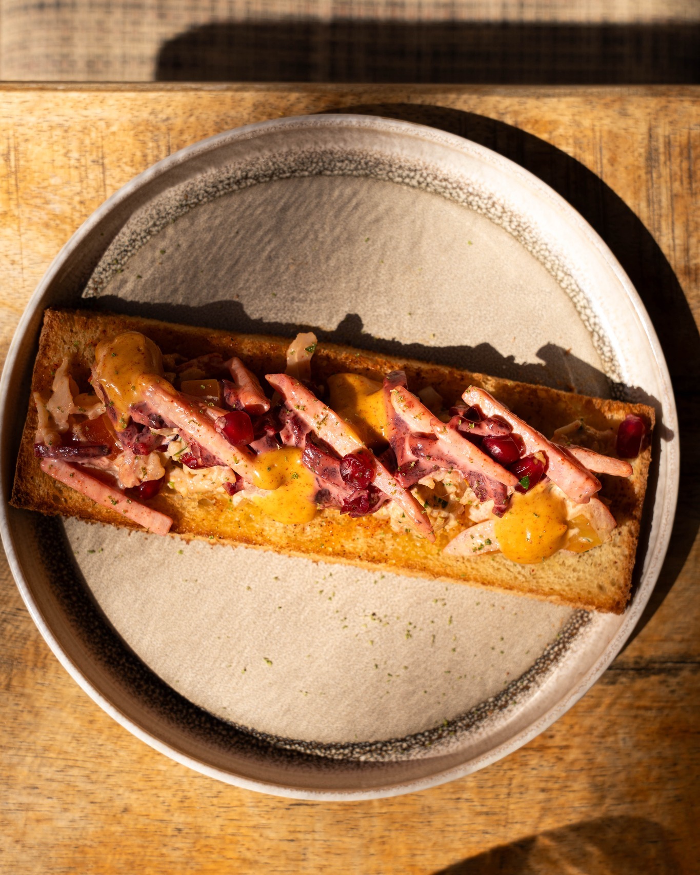 Le Bistrot de Louis Facebook ad: Du bon pain grillé, une garniture qui ne…