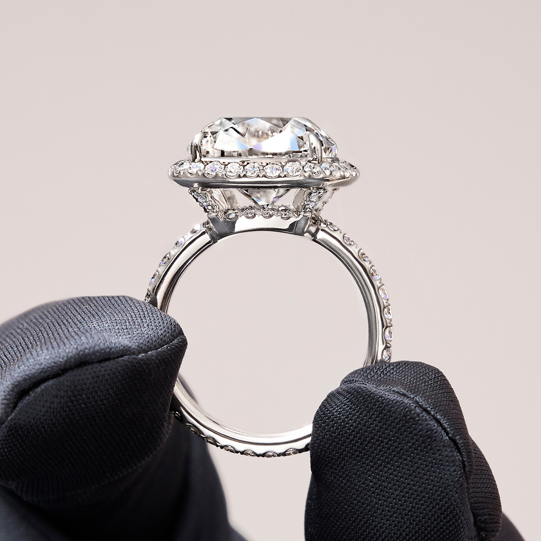 Harry Winston Facebook ad