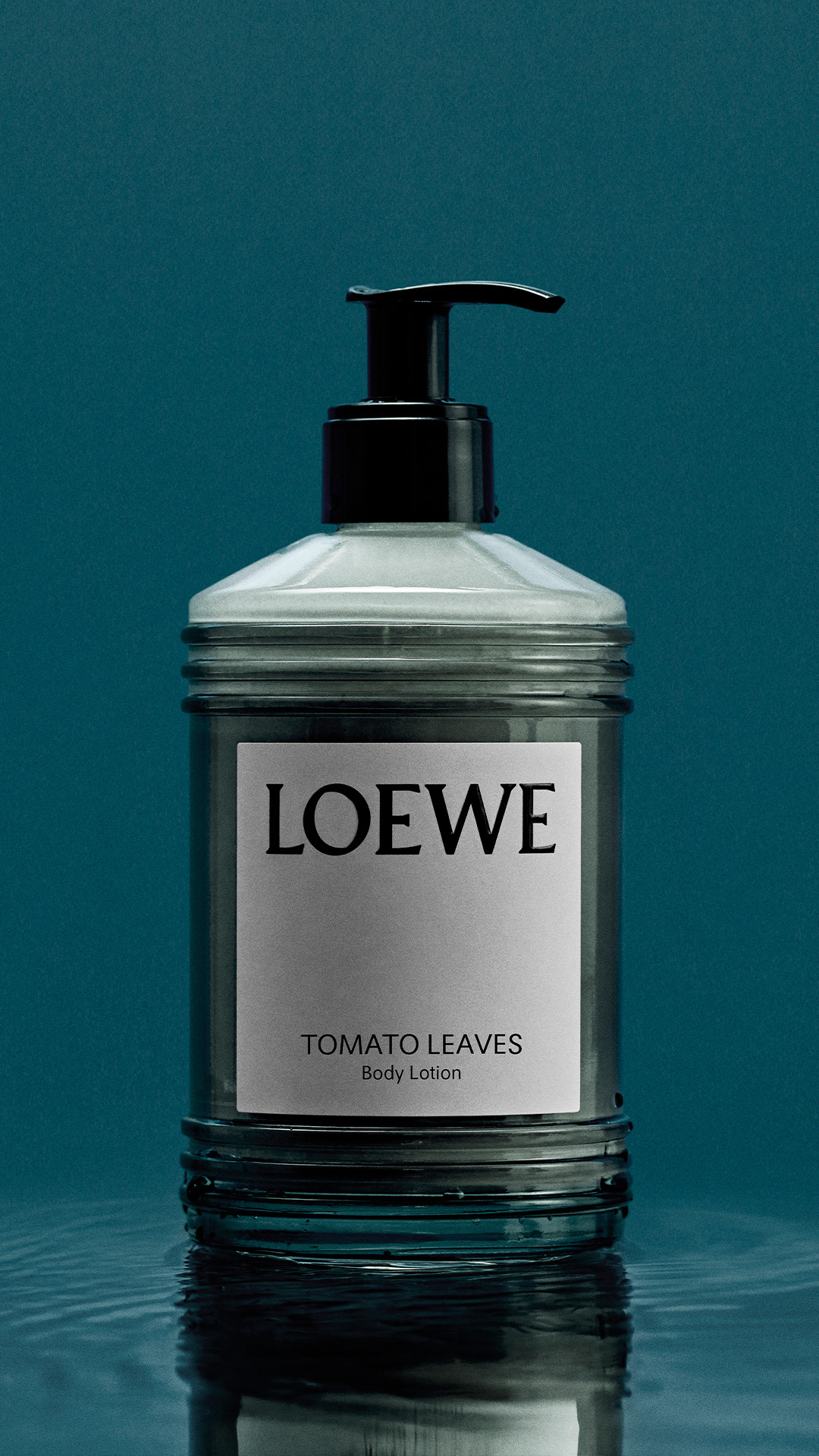 LOEWE Perfumes Facebook ad