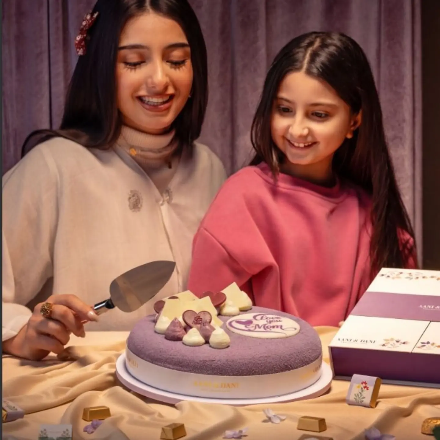 aani&dani Facebook ad