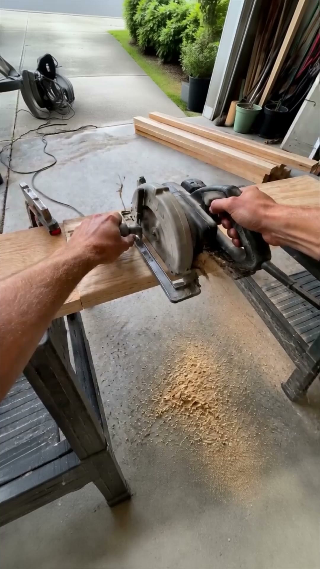 WoodSense Facebook ad: Become a woodworking expert