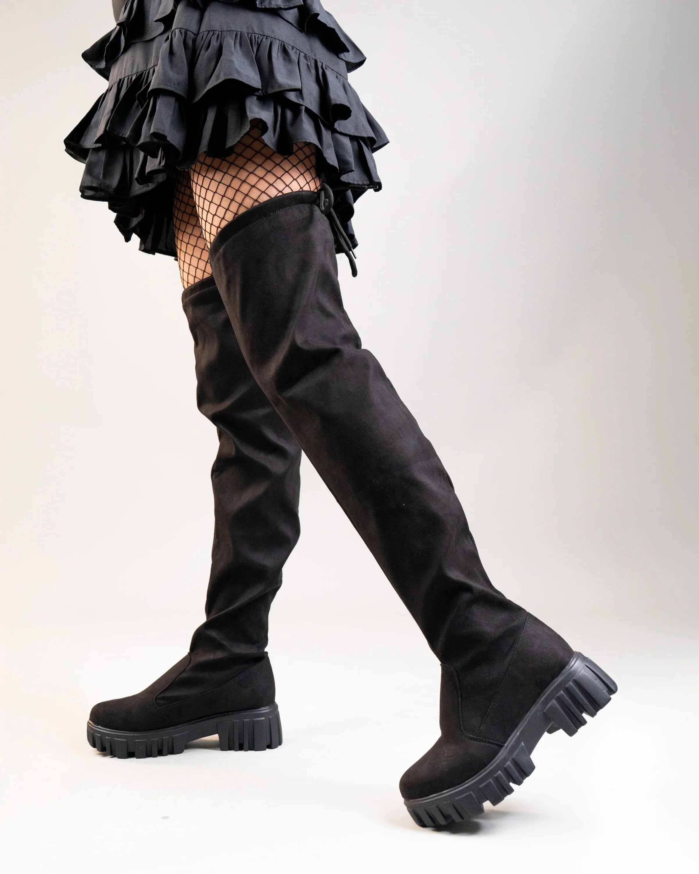 Littlebox.curves Facebook ad: Up to 55% off on dresses