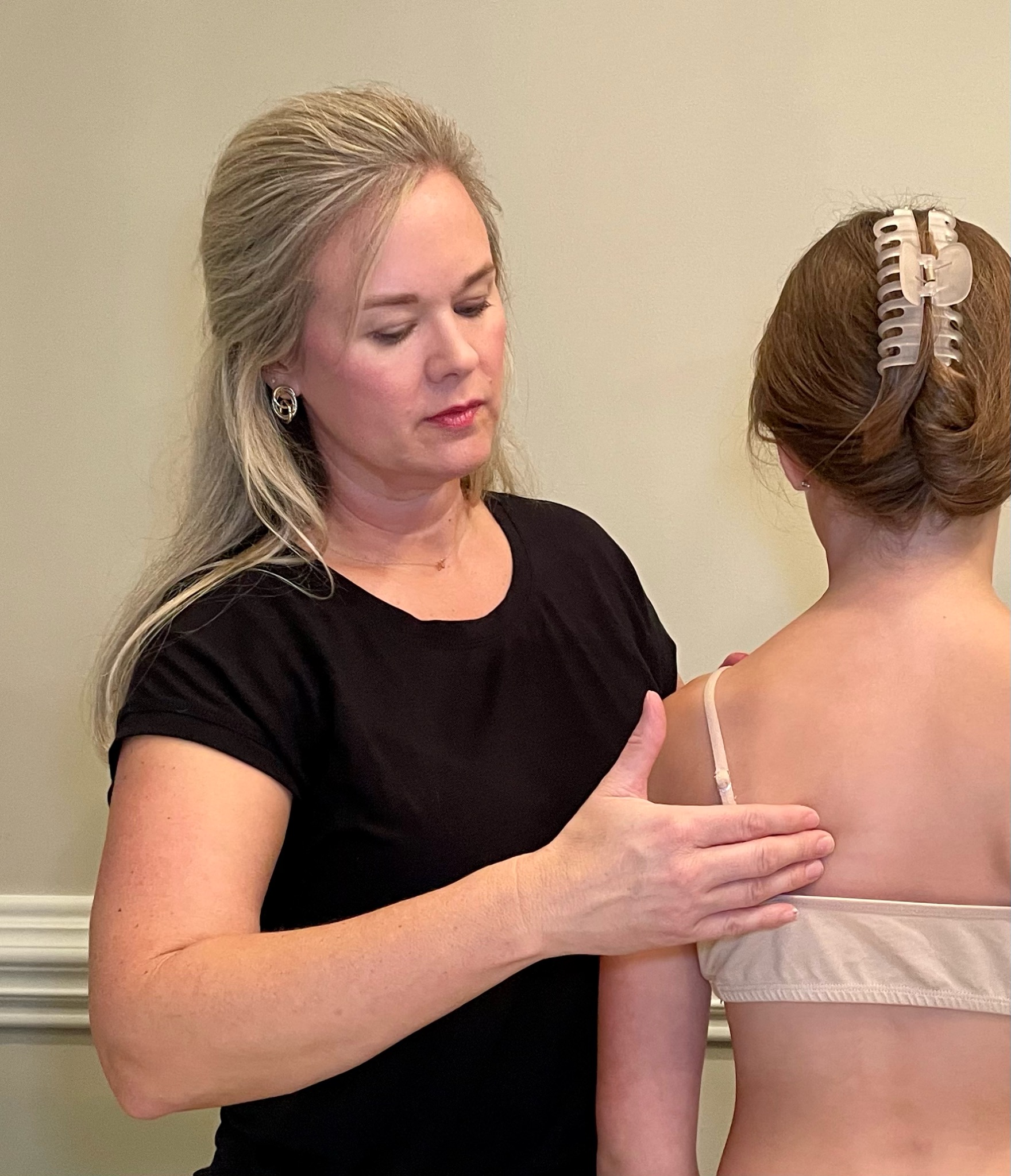 Scoliosis Health and Wellness with Nacole Bradley Facebook ad from Oct 6, 2025