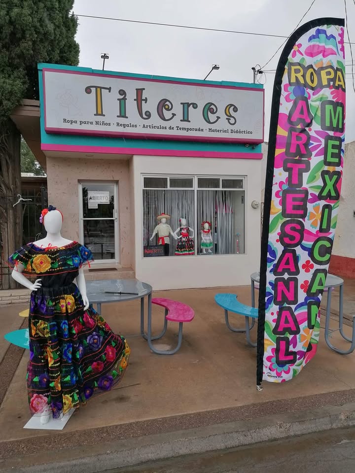 TITERES, Tienda de ropa para bebés y niños Facebook ad: Tienda de ropa infantil; ROPA para Niños de…