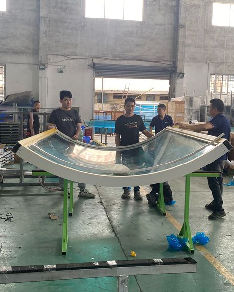 Helen Facebook ad: Support customized Australian-Standard aluminum windows