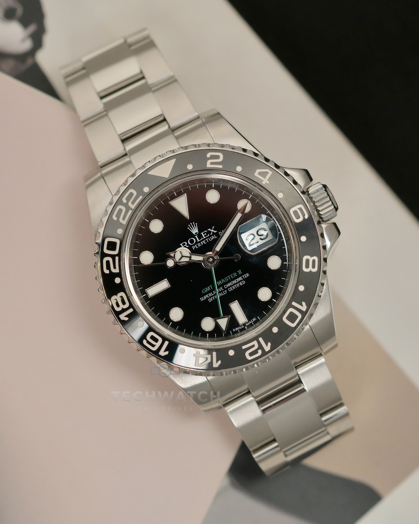 TechWatch PH Facebook ad: The perfect daily GMT