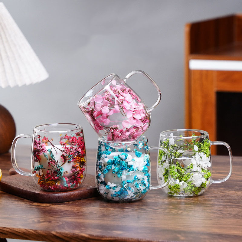 LEYI Drinking Facebook ad: Make your glassware a little more special.