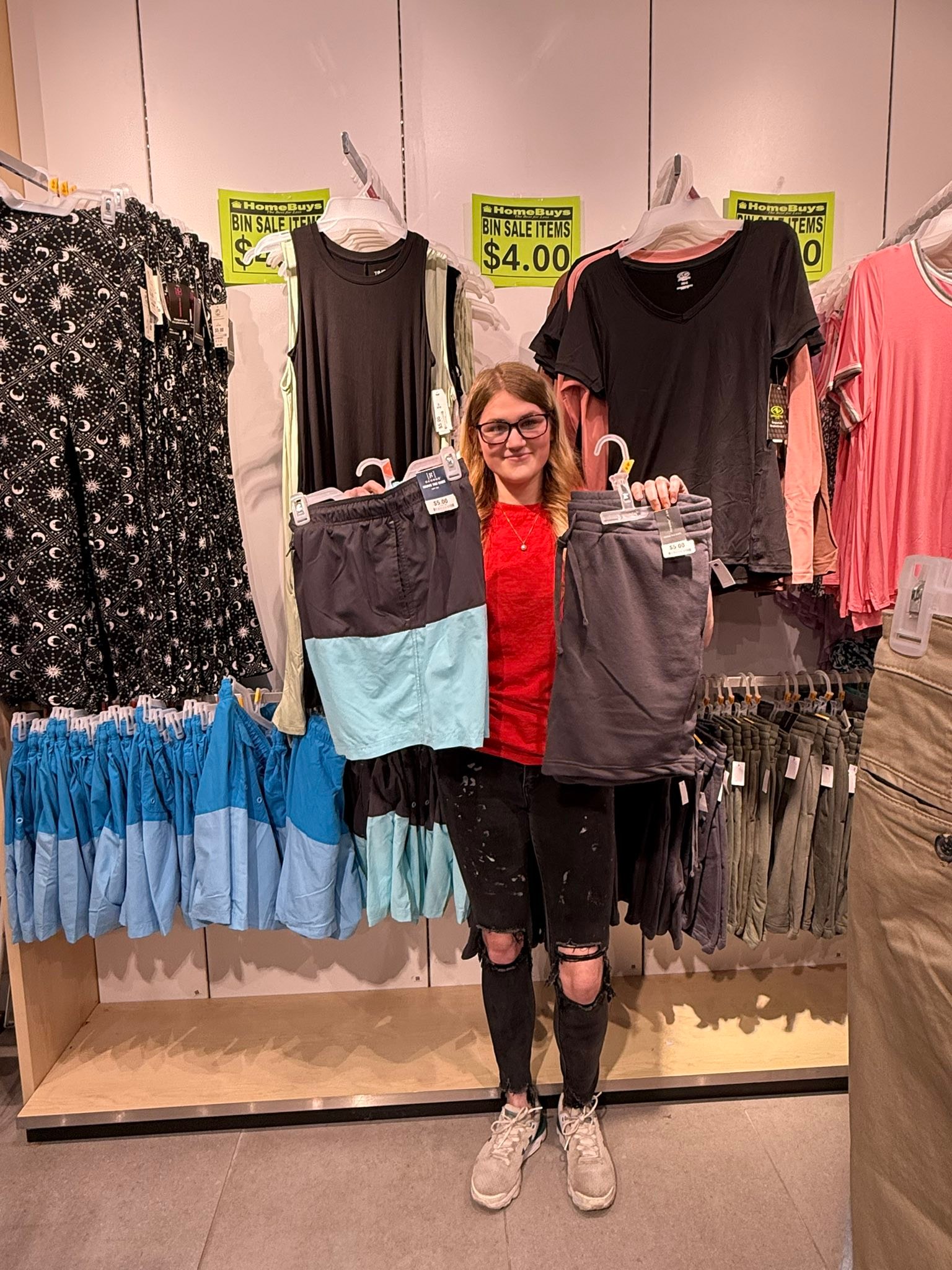HomeBuys - Jeffersonville at Destination Outlet Facebook ad: STOP SCROLLING