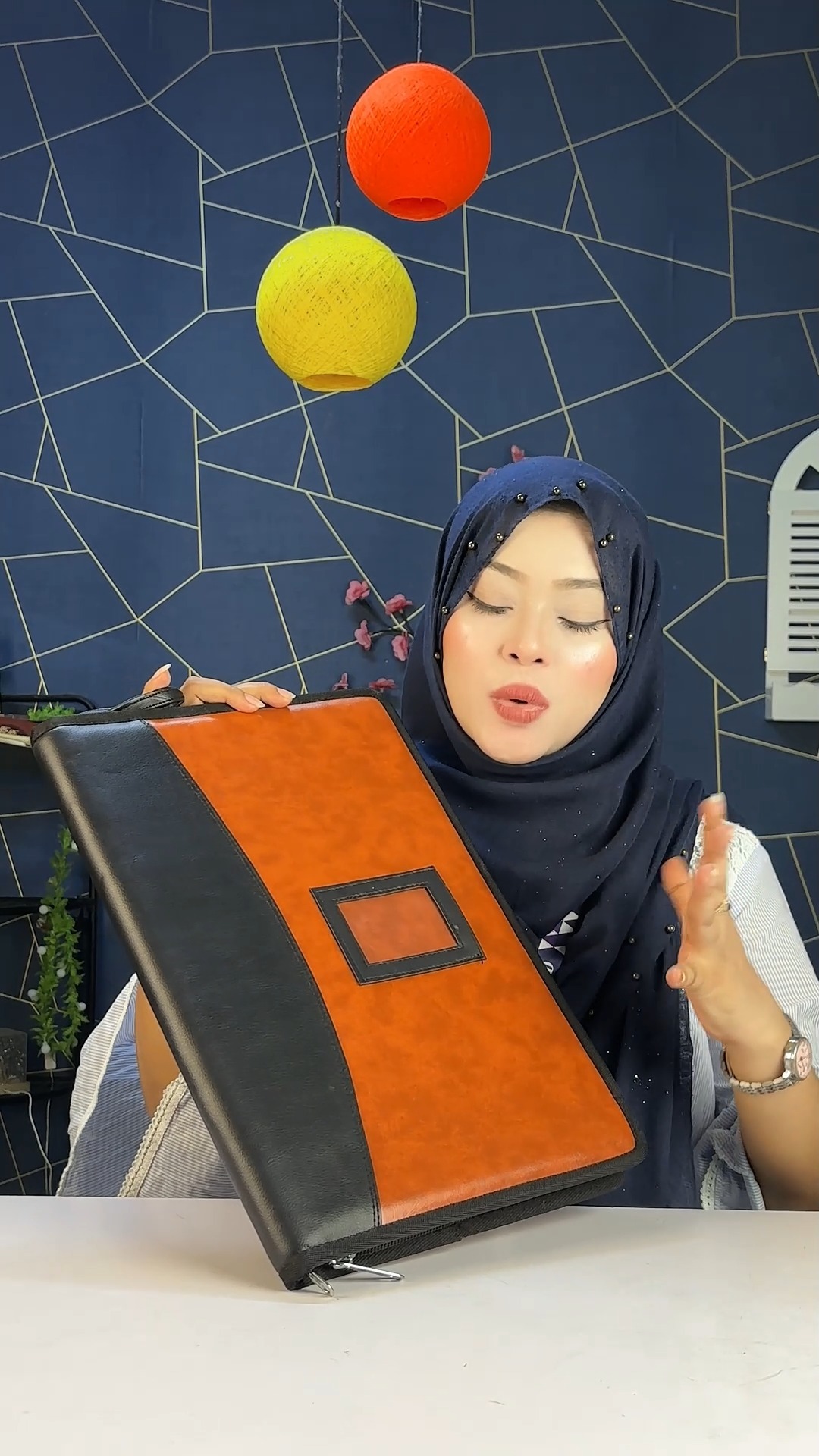 HT Bazar Facebook ad: প্রতিটি পরিবারের প্রয়োজনীয় Document Organizer!
