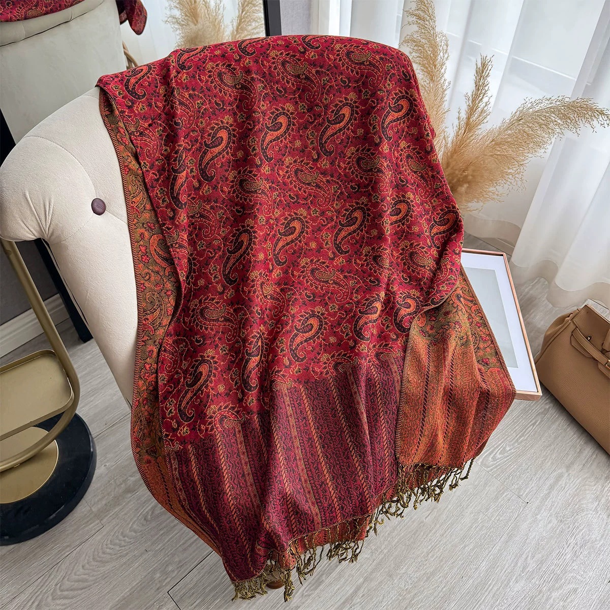 La reine des foulards Facebook ad: Pashmina en coton