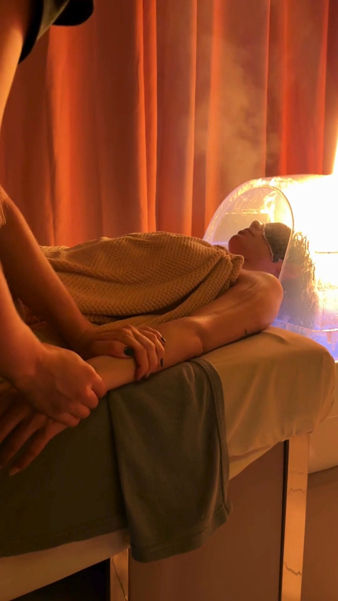 Samadhi Spa Facebook ad: Head Spa