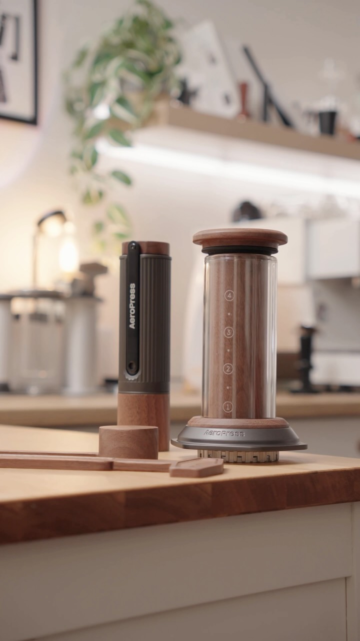 AeroPress Facebook ad: They went NUTS with this one…