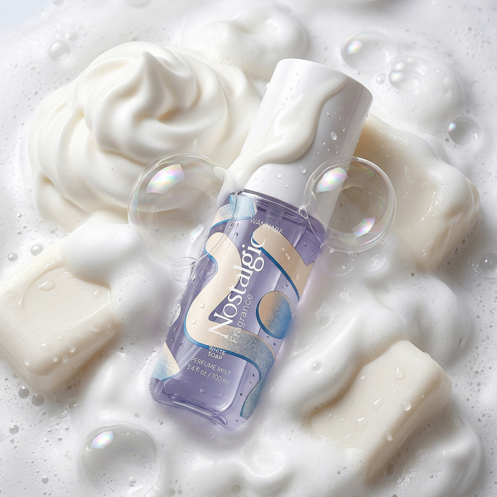 Essenciel.cl Facebook ad: Tus brumas perfumadas favoritas volvieron.