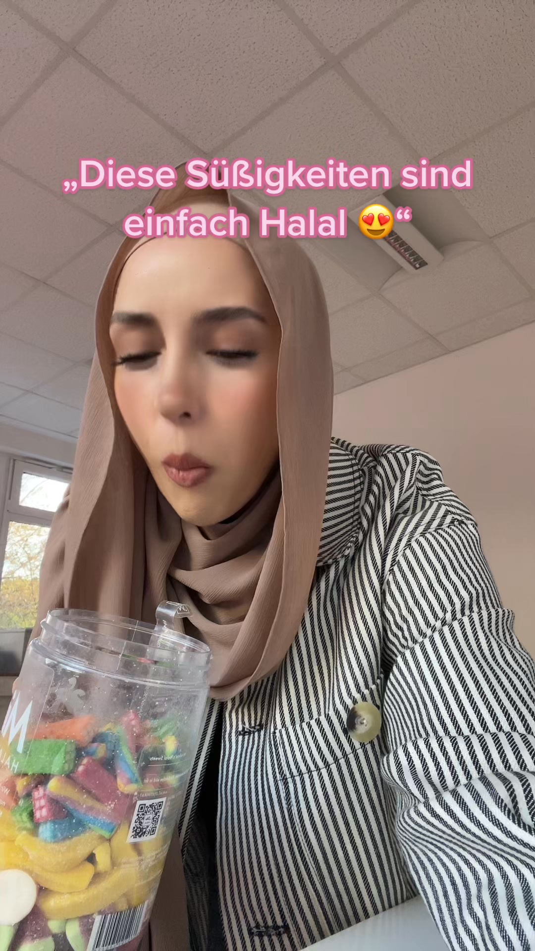 Miralina's Halal Sweets Facebook ad: Entdecke unsere große Auswahl an Halal-Süßwaren