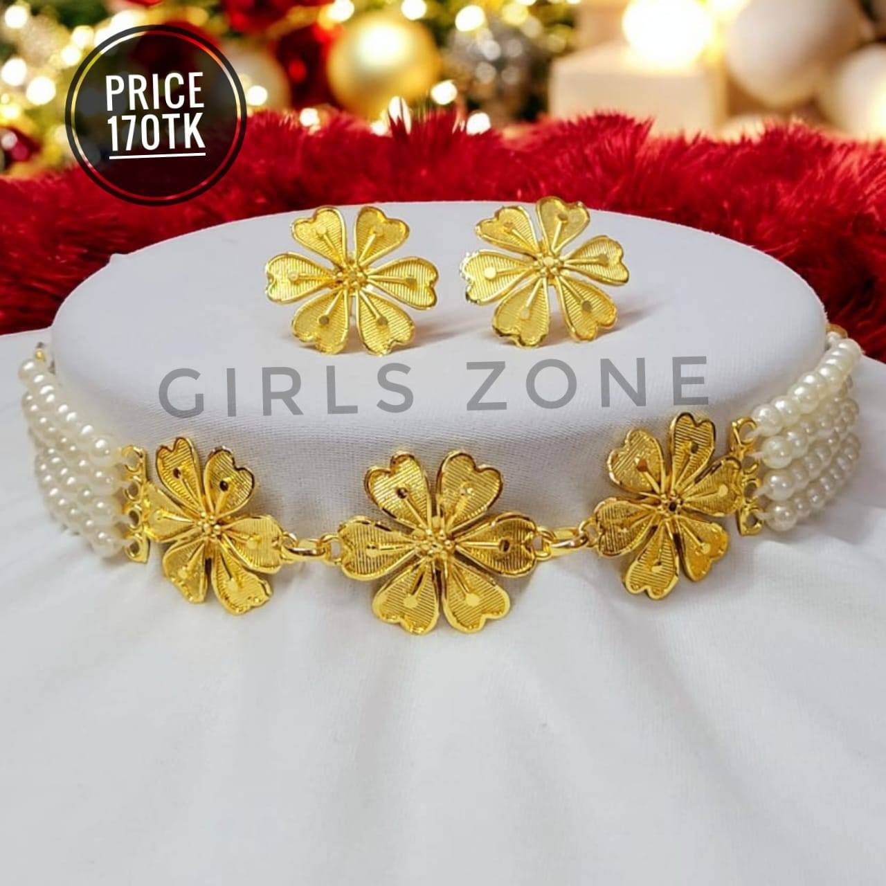 Girl's Zone Facebook ad: অফার অফার অফার
