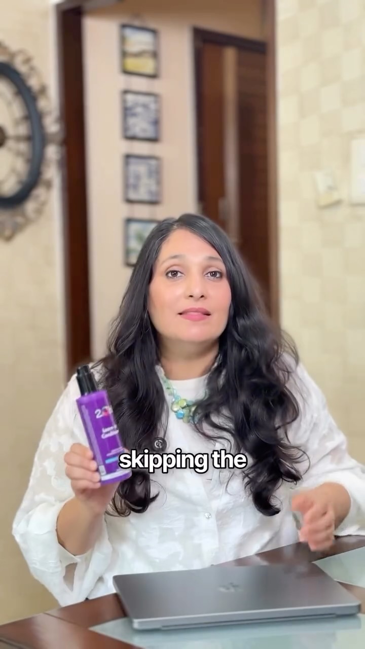 2.Oh Facebook ad: Frizz, dryness, more frizz… sound familiar?