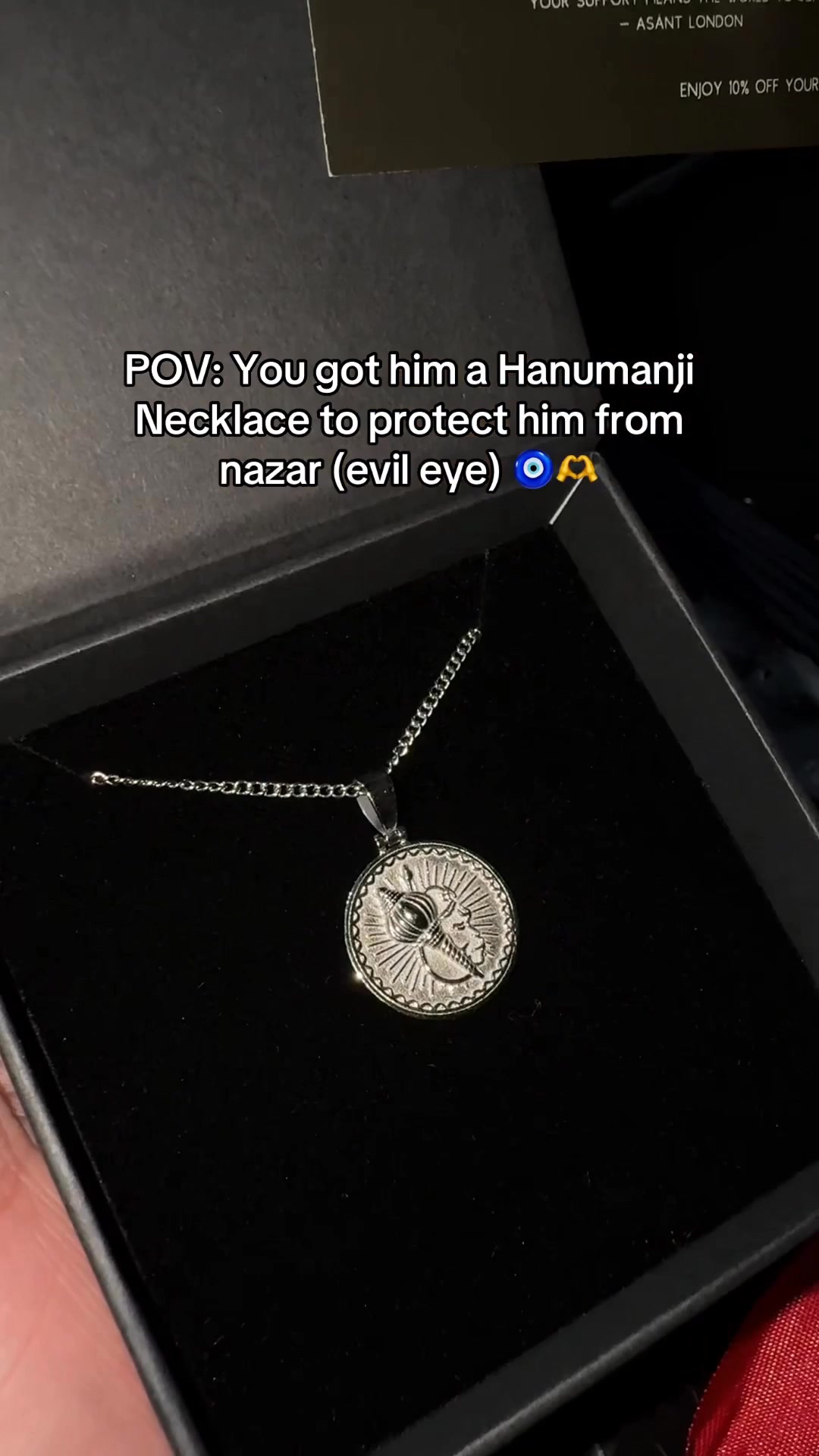 ASÁNT London Facebook ad: Most thoughtful gift ever