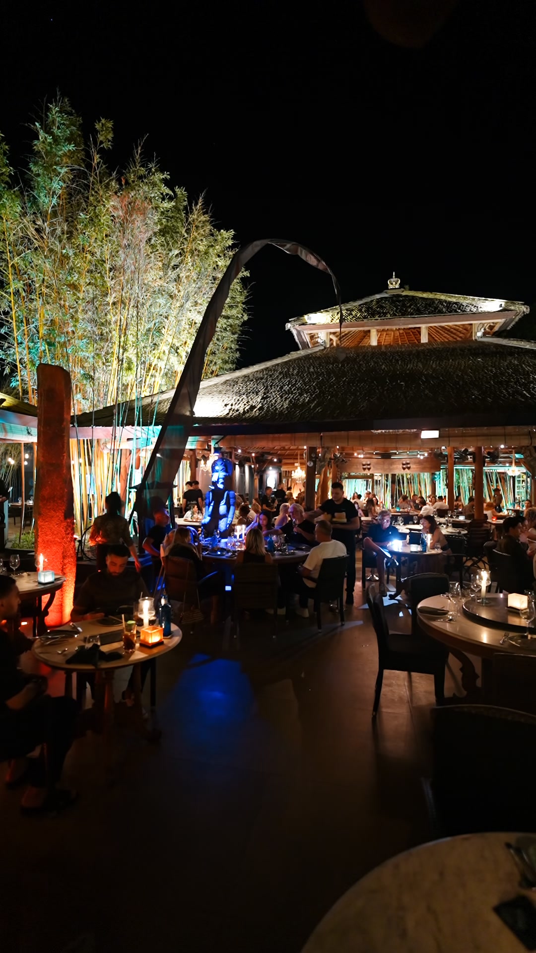 Bambuddha Facebook ad: Chat With Us
