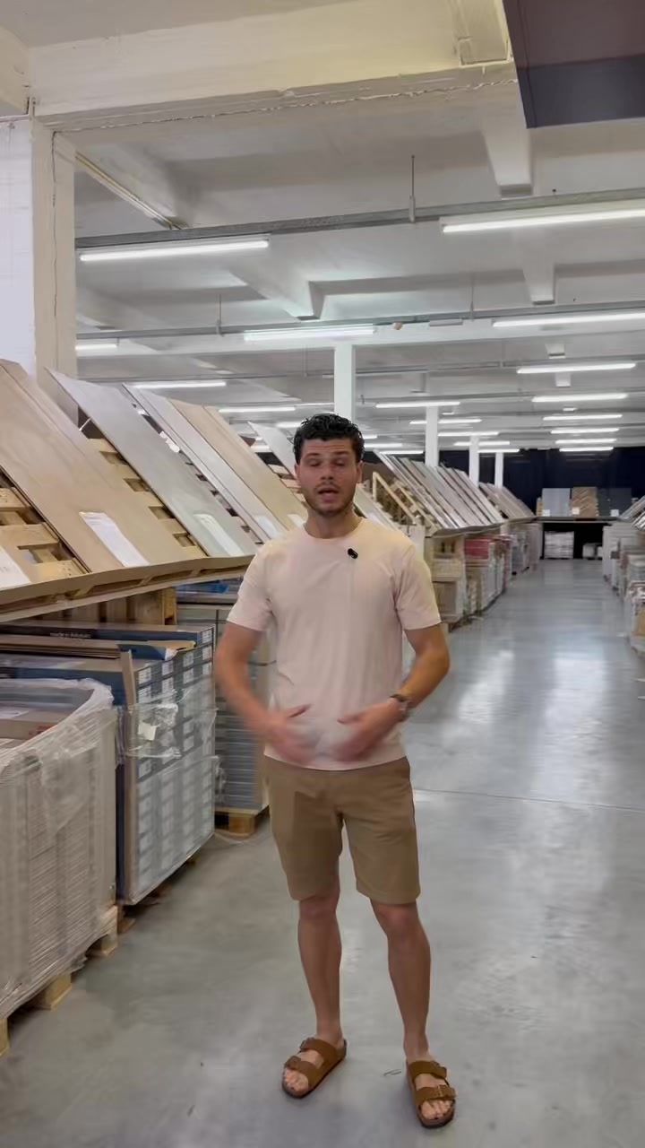 Floor-Depot Facebook ad: JUSQU’À -70% DE RÉDUCTION SUR LES SOLS!