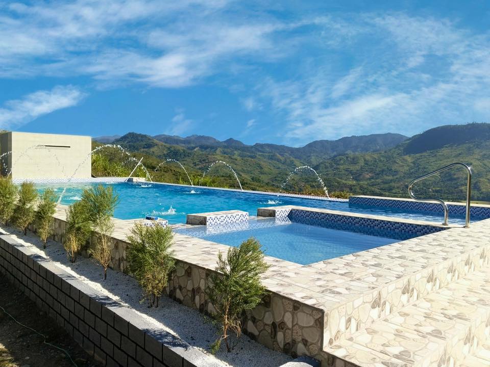 Niana's Swimming Pool Construction & Landscaping Services Facebook ad