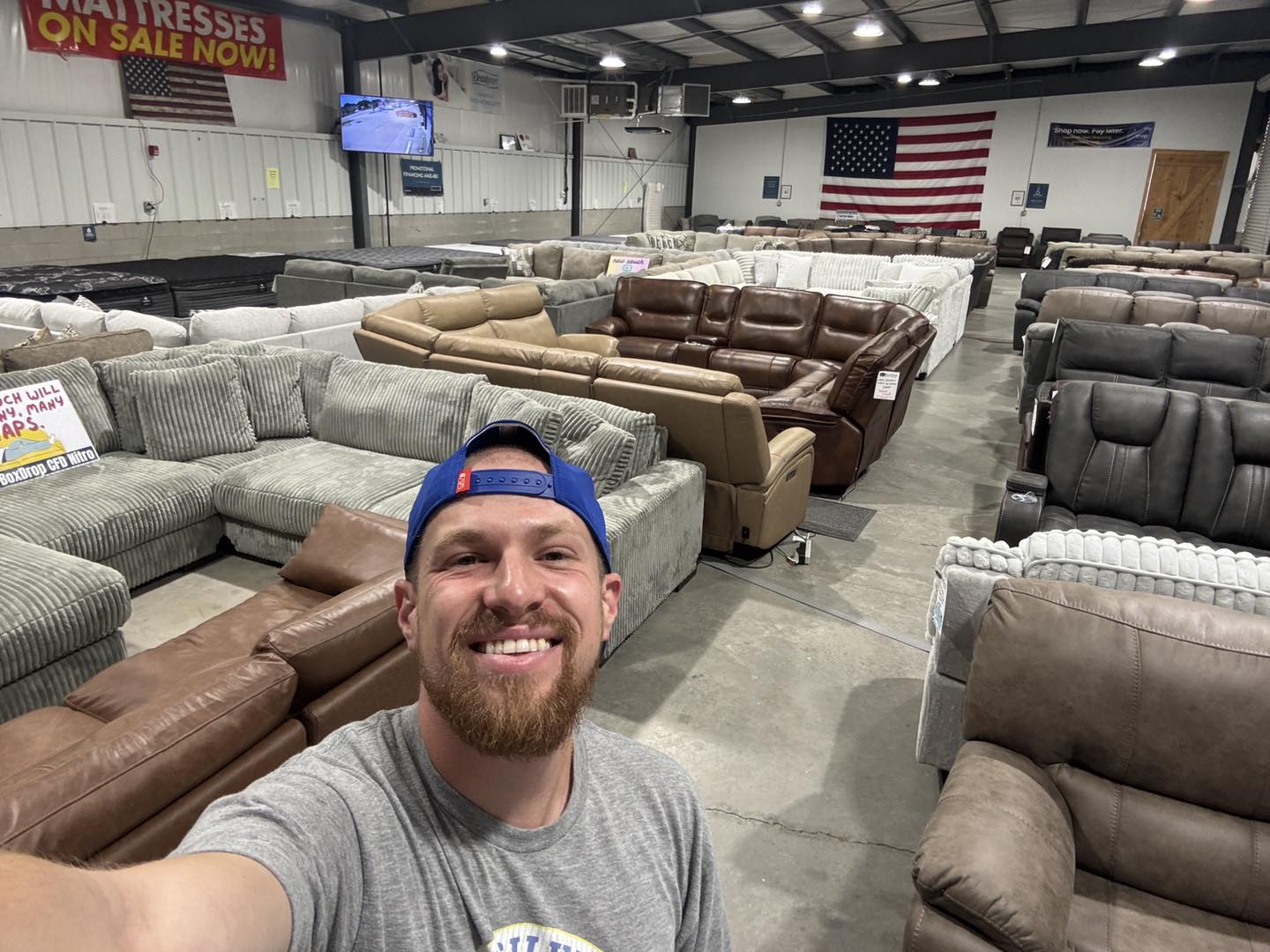 BoxDrop Charleston Furniture Direct Facebook ad: NEW FURNITURE / MATTRESS BLOWOUT, GOING ON NOW!