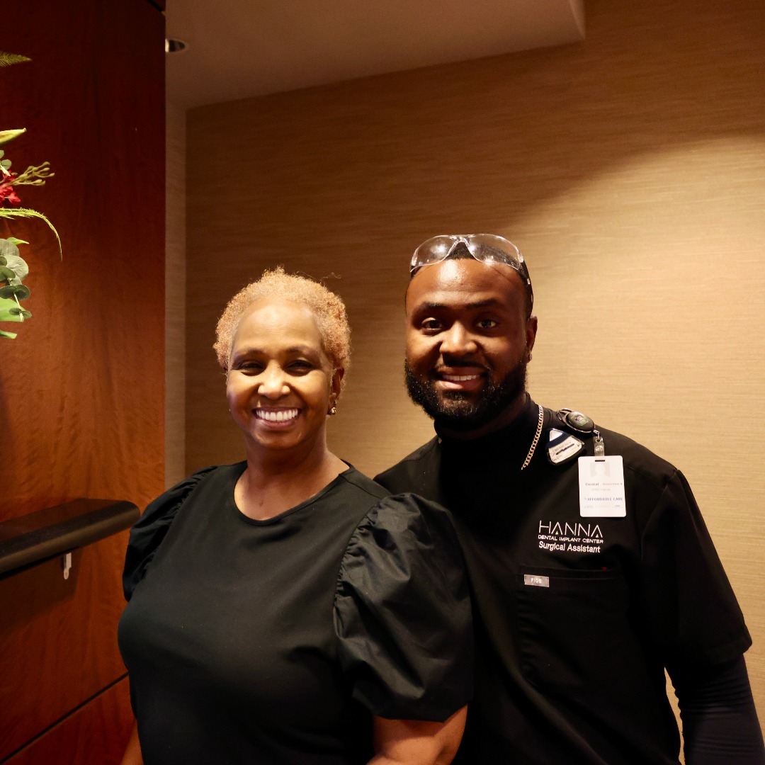 The Comprehensive Dental Group of Houston Facebook ad: Smile Confidently with Dental Implants