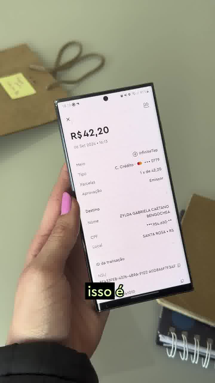 InfinitePay Facebook ad: Ative seus lucros! Venda usando seu celular
