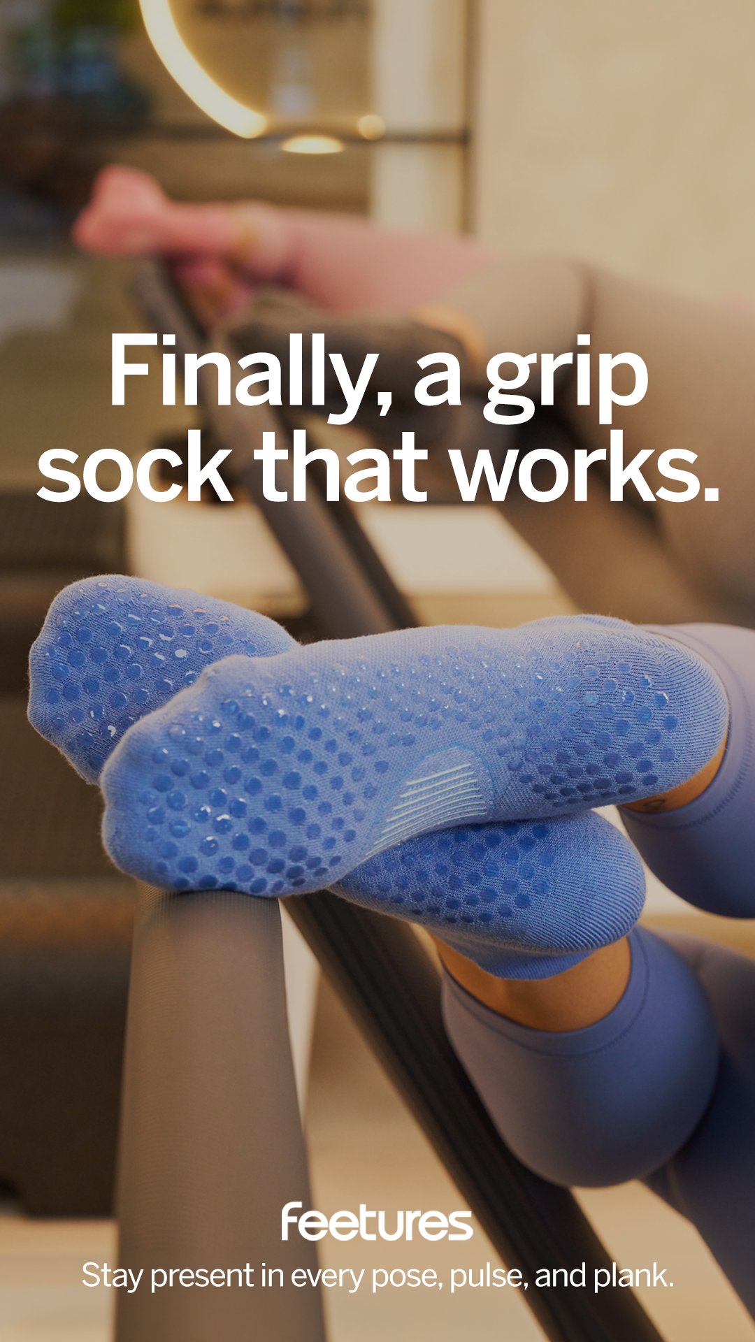 Feetures Facebook ad