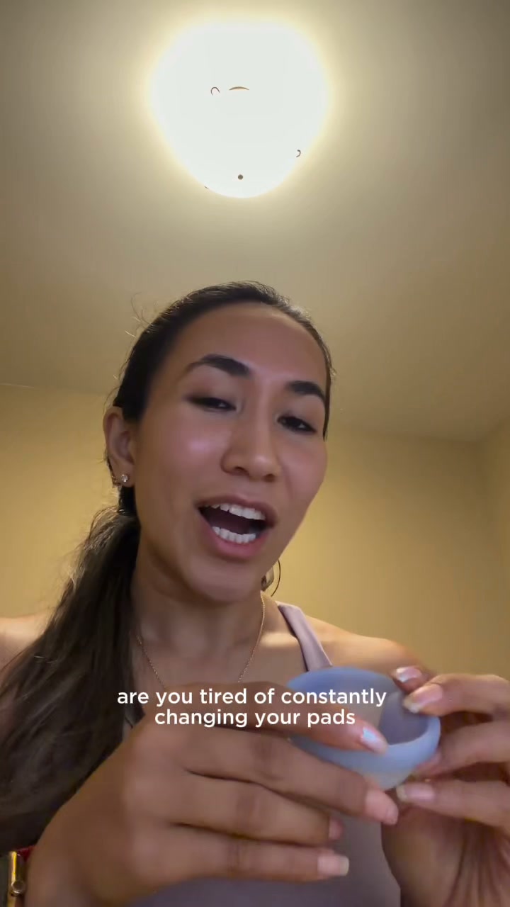 Saaltco Facebook ad: 9/10 never go back to tampons.