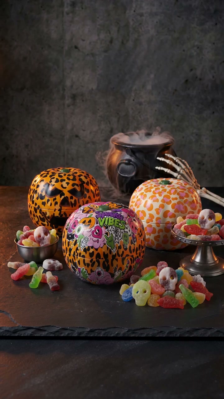 Gavagifting Facebook ad: 15% Off With Code PUMPKIN15