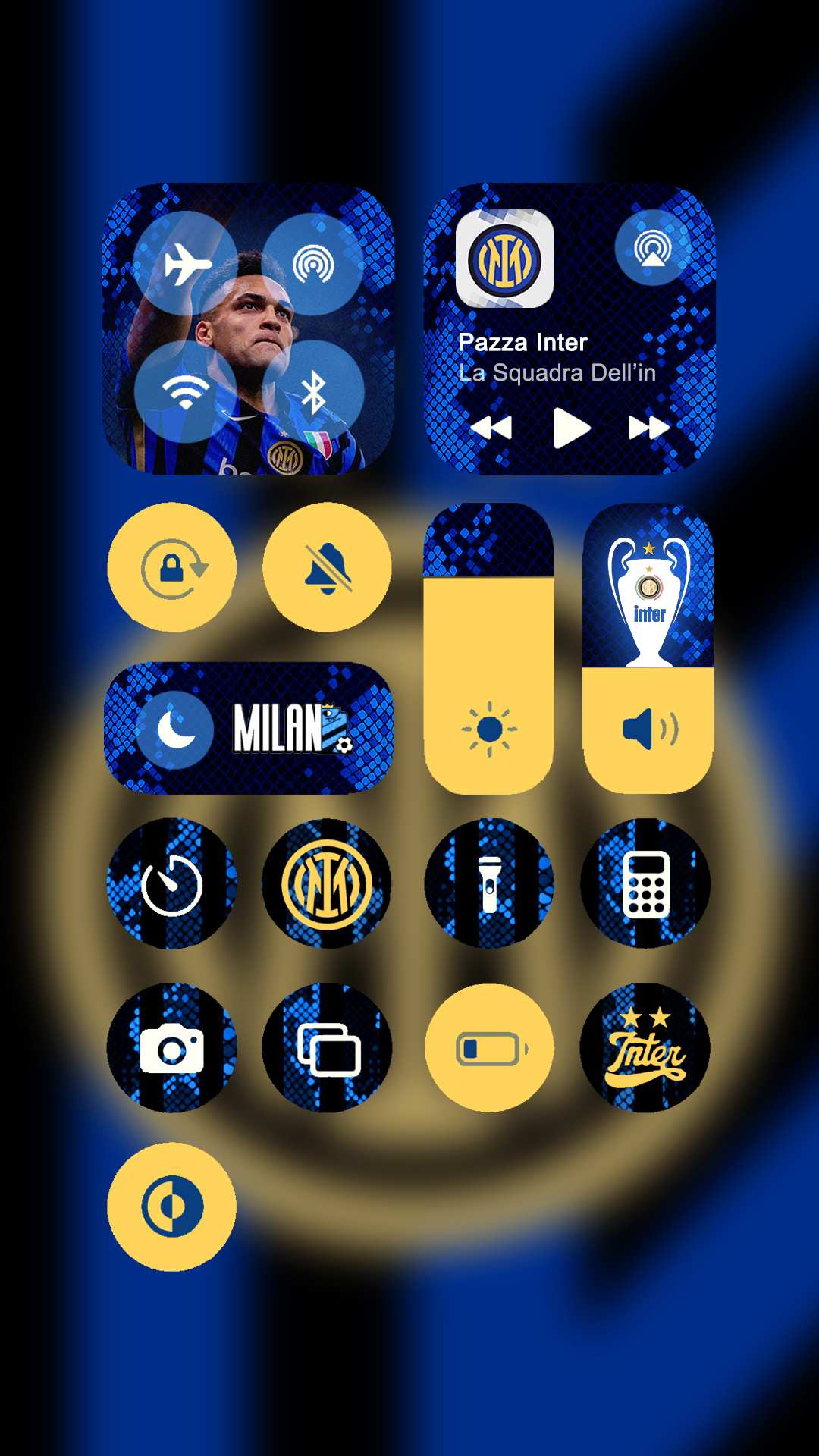 IThemes - Easy Widgets, Icons Facebook ad