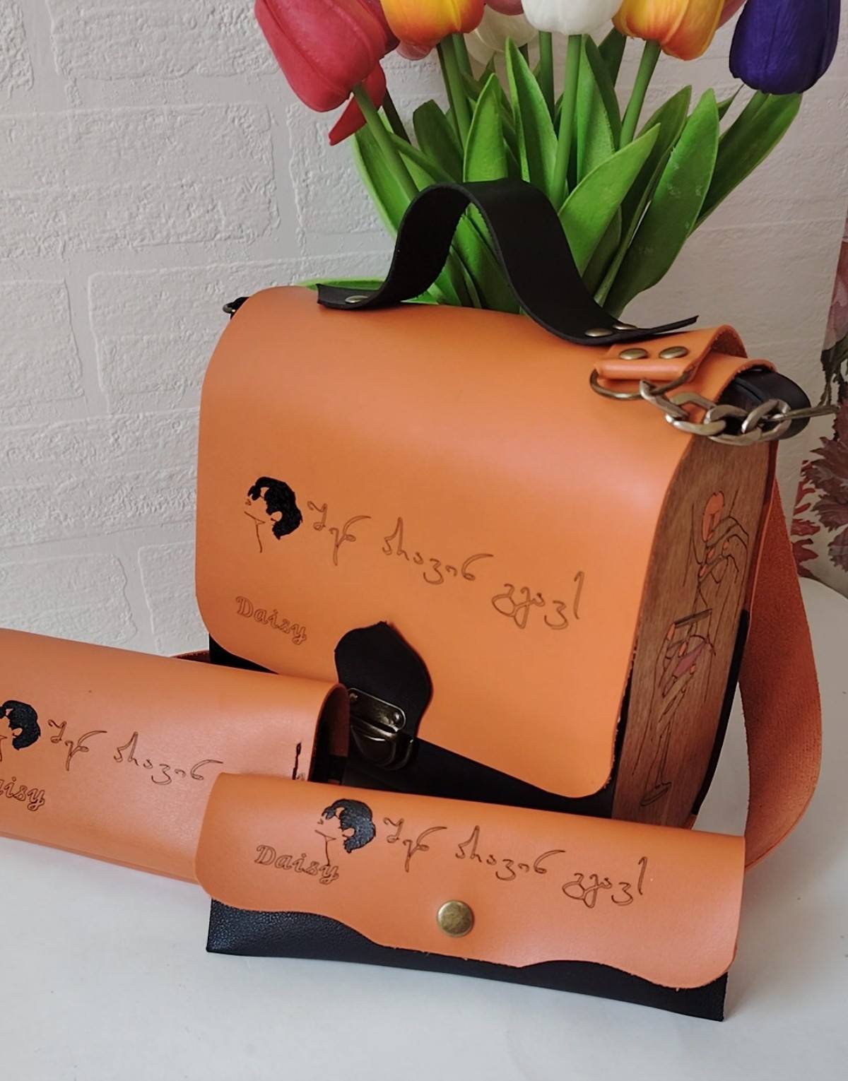 Daisy • Handmade Bags Facebook ad: განსხვავებულს და ორიგინალურს თუ ეძებთ, მას აუცილებლად…