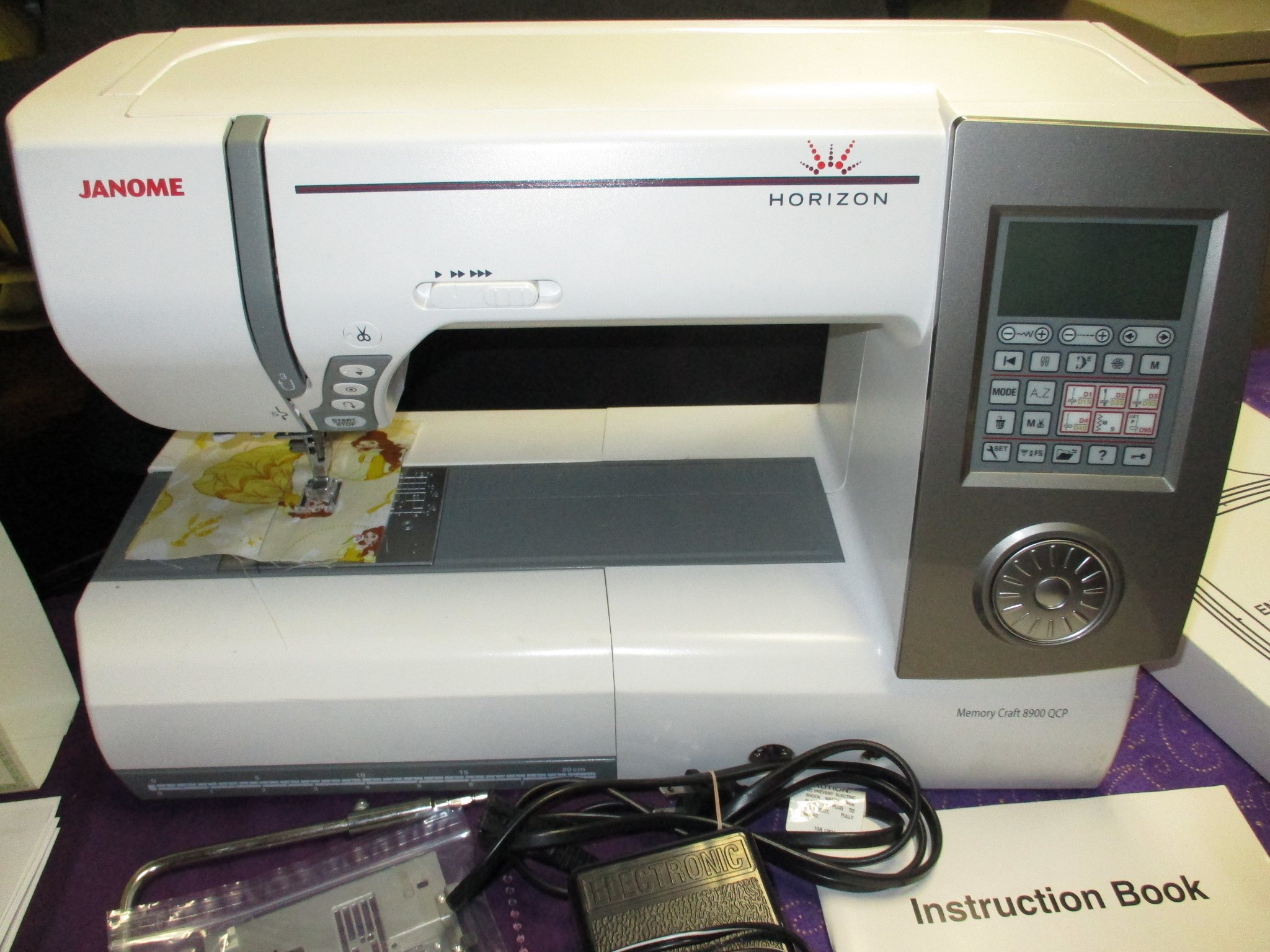 Bill Porteous Facebook ad: Janome Horizon Memory Craft 8900QCP Special Edition